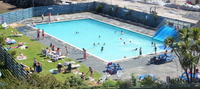 Hayle Outdoor Swimming Pool